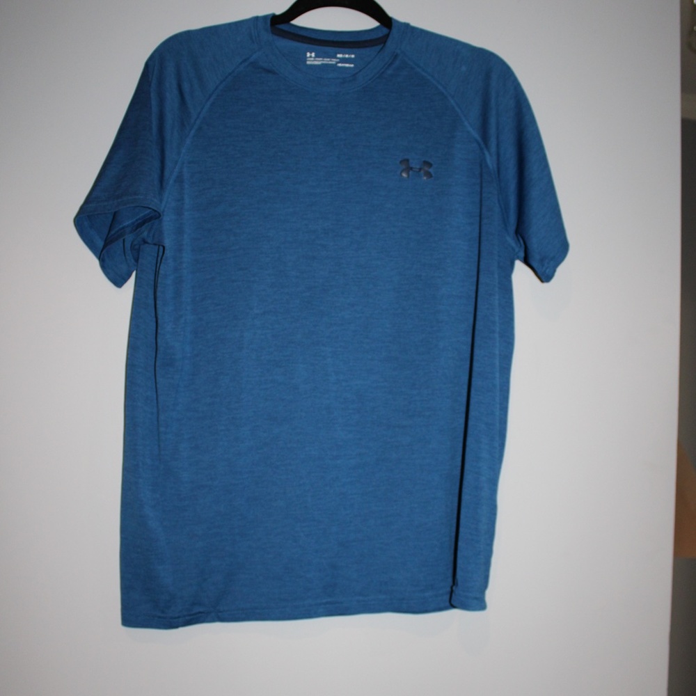 Underarmour Men's Shirt